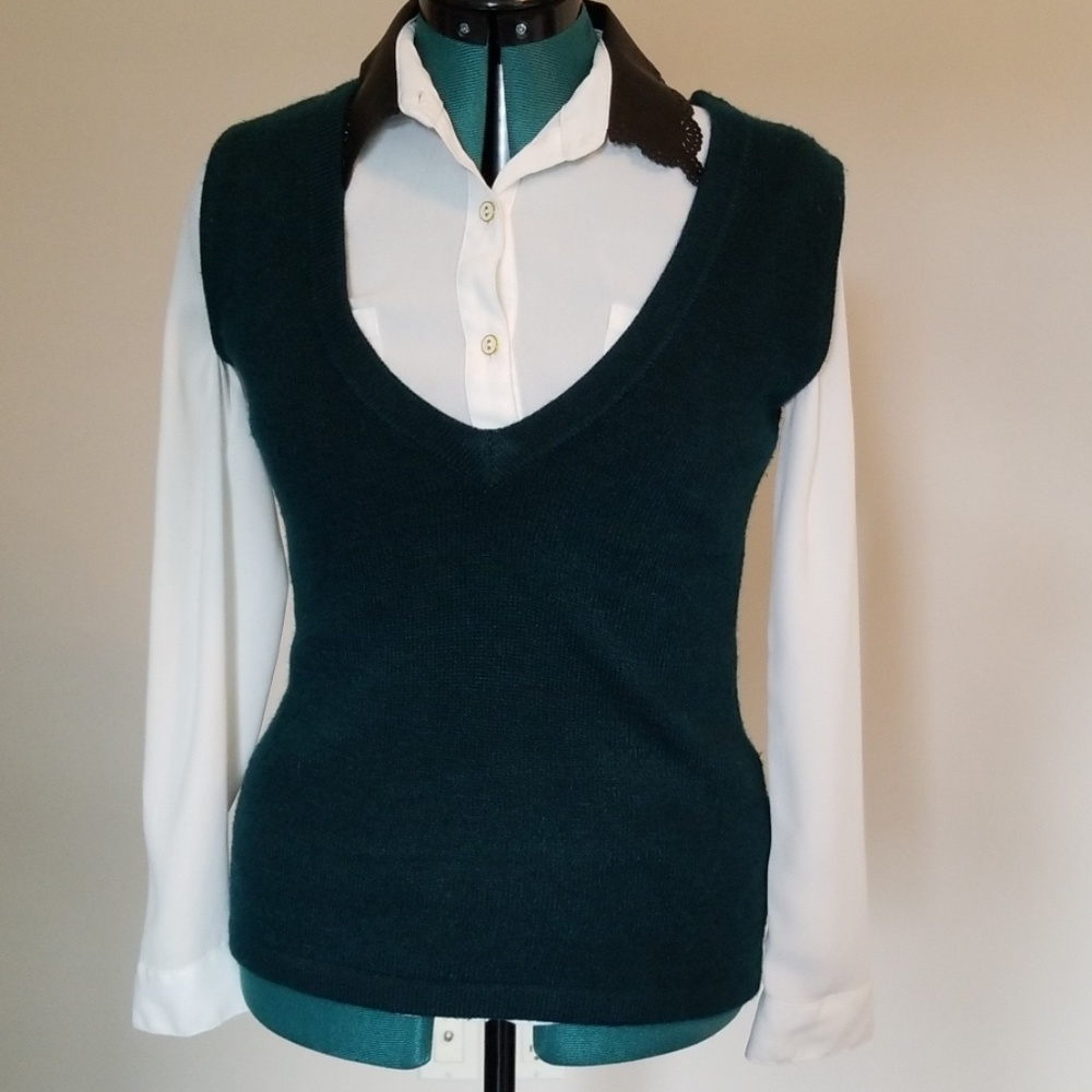 Dark forest green Knit v neck sweater vest.